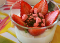 Mousse de Cheesecake Fraise & Rhubarbe