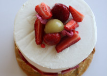 Gâteau Rhubarbe, Rose & Fraise