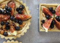 Tartelettes Mi-Alsace / Mi-Corse: Figues & Cassis